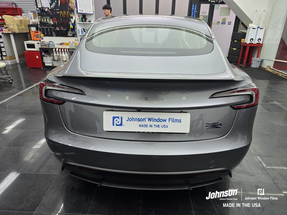 테슬라 모델3 하이랜드 퍼포먼스 퀵실버는 존슨썬팅이 최적화?! / 영등포구 당산동