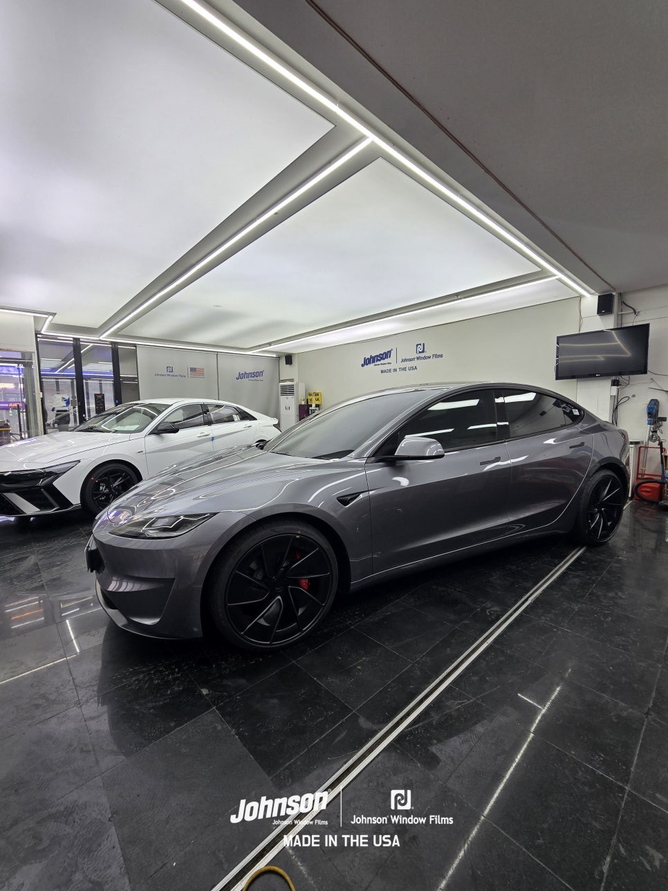 테슬라 모델3 하이랜드 퍼포먼스 퀵실버는 존슨썬팅이 최적화?! / 영등포구 당산동