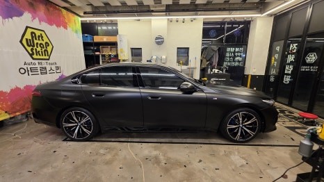 차량 랩핑 가격은 얼마인가요? BMW 5시리즈 사틴 블랙 / 용인시 기흥구 농서동