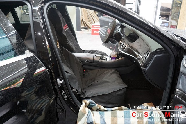 벤츠S63AMG 왕눈이블랙박스 에코파워팩 보조배터리 장착도 카사운드매니아