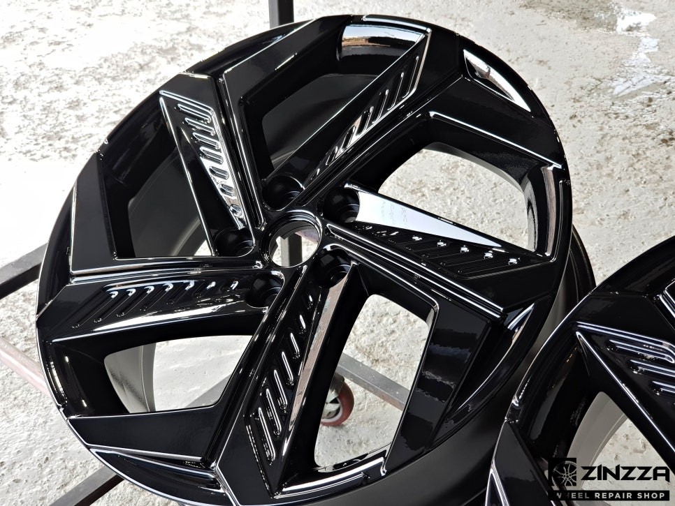 투싼 휠도색 [블랙휠] 풀체인지 NX4 하이브리드 / 인천 부평구 부평동