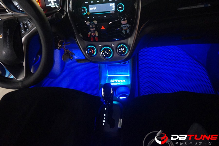 더넥스트 스파크 : 실내 및 번호판등LED튜닝 - 경기도 평택LED튜닝 전문점 디비튠에서 시공! / 안산시 상록구 이동