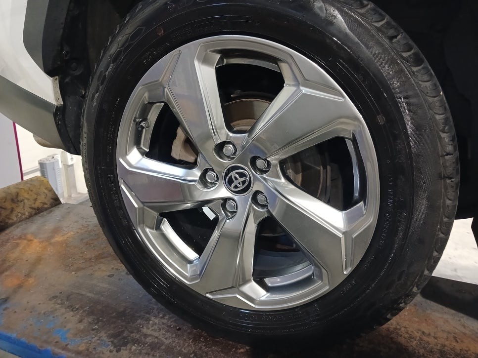 대구 자동차 휠복원, 도요타 라브4 18인치 휠 복원 완료 후기 / 대구 달서, 남구, 서구