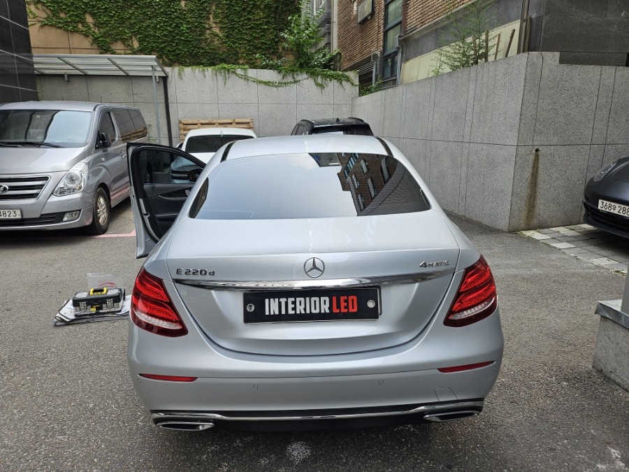 e220d엠비언트 e220d송풍구엠비언트 w213송풍구엠비언트 쿠페전동부메스터 카브리올레전동부메스터 출장엠비언트 dmx송풍구 dmx엠비언트 e클송풍구엠비언트 벤츠광량업