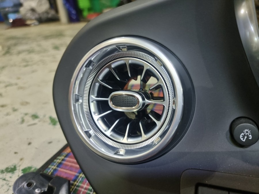 카마로엠비언트 카마로ss엠비언트 카마로랩핑 카마로 카마로벤풍구 카마로송풍구 카마로비노출 인천랩핑 DMX스피커엠비언트 부천무빙엠비언트 순정연동 과속연동 출장엠비언트 수도권출장엠비언트 / 부천, 수도권 출장