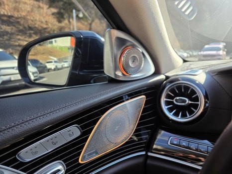 벤츠 c257 cls450 4D전동부메스터 2열송풍구엠비언트 미드스피커엠비언트 프레임리스도어 쿠페 카브리올레 전동부메스터 출장엠비언트 / 부천, 수도권 출장
