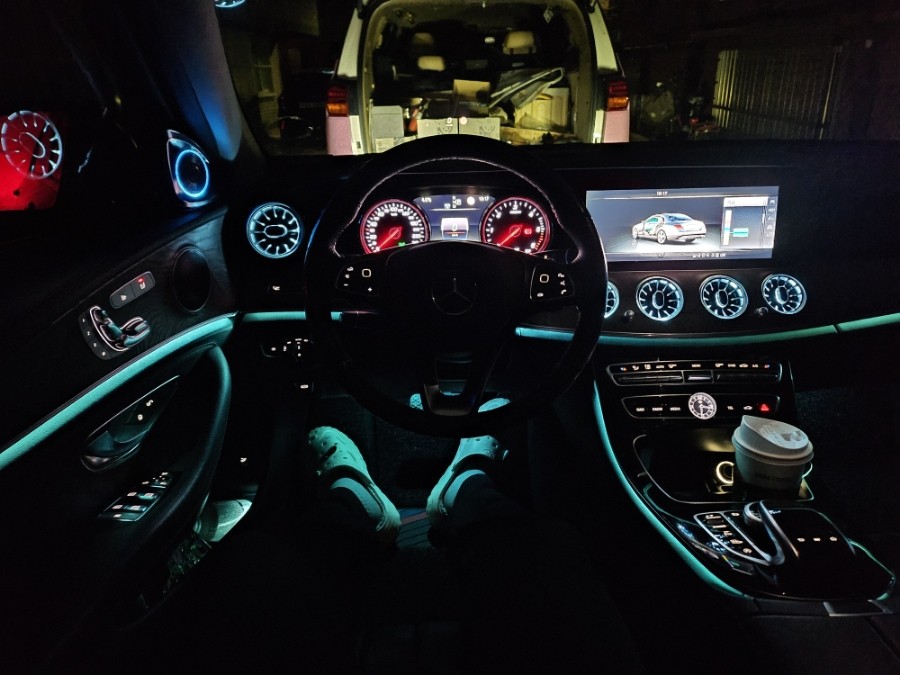 w213엠비언트 e클래스엠비언트 e220송풍구엠비언트 e220전동부메스터 w213전동부메스터 출장시공 벤츠엠비언트 출장엠비언트 e450엠비언트