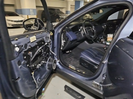 레인지로버엠비언트 스포츠엠비언트 출장시공 출장엠비언트 이보크엠비언트 레인지로버스포츠엠비언트 디스커버리엠비언트 dmx레인지로버 레인지로버무빙엠비언트 / 부천, 수도권 출장