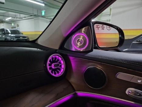 w213e220엠비언트 w213전동부메스터 w213터빈송풍구엠비언트 e220엠비언트 벤츠엠비언트코딩 e클래스r버튼 벤츠미드스피커엠비언트 출장엠비언트 출장시공 / 부천, 수도권 출장