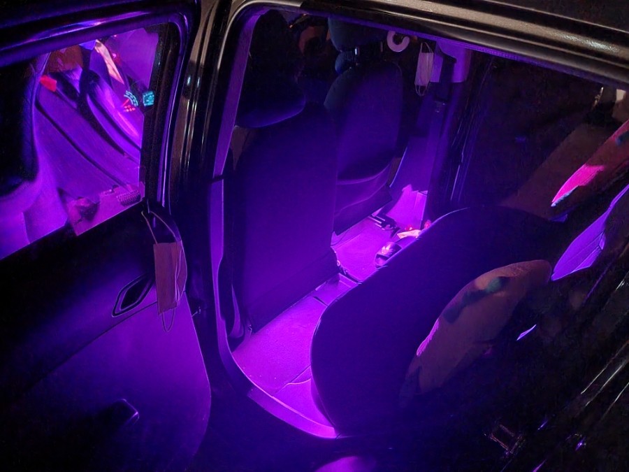 쉐보레엠비언트 스파크엠비언트 마티즈엠비언트 트레버스엠비언트 순정연동 과속연동 RGB DMX아크릴 부천무빙엠비언트 순정연동 과속연동 출장엠비언트 수도권출장엠비언트 / 부천, 수도권 출장