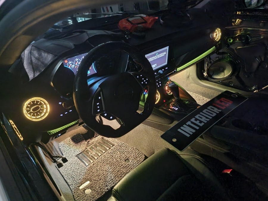 카마로엠비언트 카마로ss엠비언트 카마로랩핑 카마로 카마로벤풍구 카마로송풍구 카마로비노출 인천랩핑 DMX스피커엠비언트 부천무빙엠비언트 순정연동 과속연동 출장엠비언트 수도권출장엠비언트 / 부천, 수도권 출장