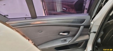 BMW_528i[실내랩핑][3m 블랙 브러쉬]세종랩핑/대전랩핑/청주랩핑/천안랩핑/공주랩핑