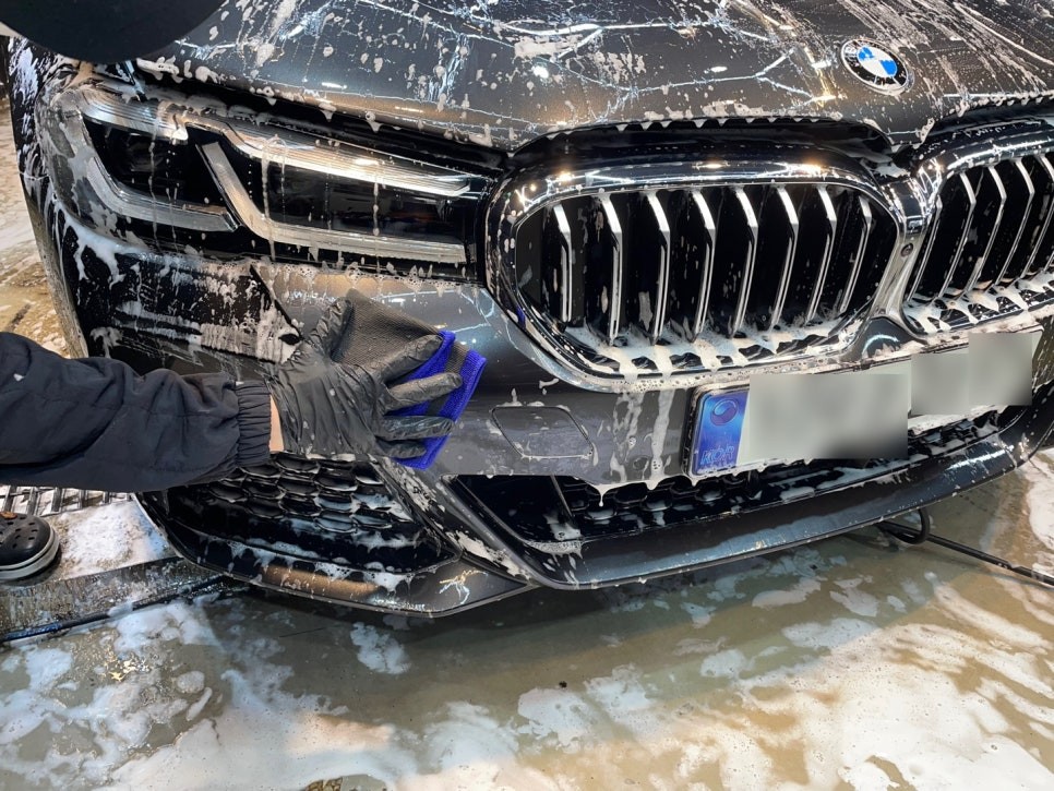 bmw 광택, 유리막코팅, 영등포ppf, 석회물 피해 도어컵, 엣지, 트렁크리드, 라이트 ppf 시공, BMW530I