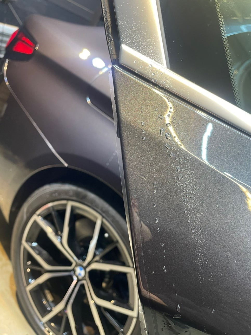 bmw 광택, 유리막코팅, 영등포ppf, 석회물 피해 도어컵, 엣지, 트렁크리드, 라이트 ppf 시공, BMW530I