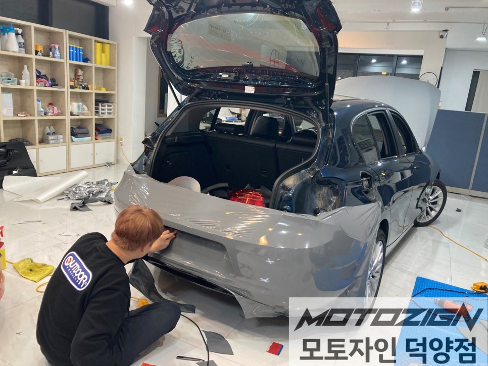 일산랩핑 " BMW 118d 락 그레이 전체랩핑 " 덕양구랩핑 파주랩핑 삼송랩핑 원흥랩핑 카스킨 랩핑전문점 모토자인 덕양점 !!!