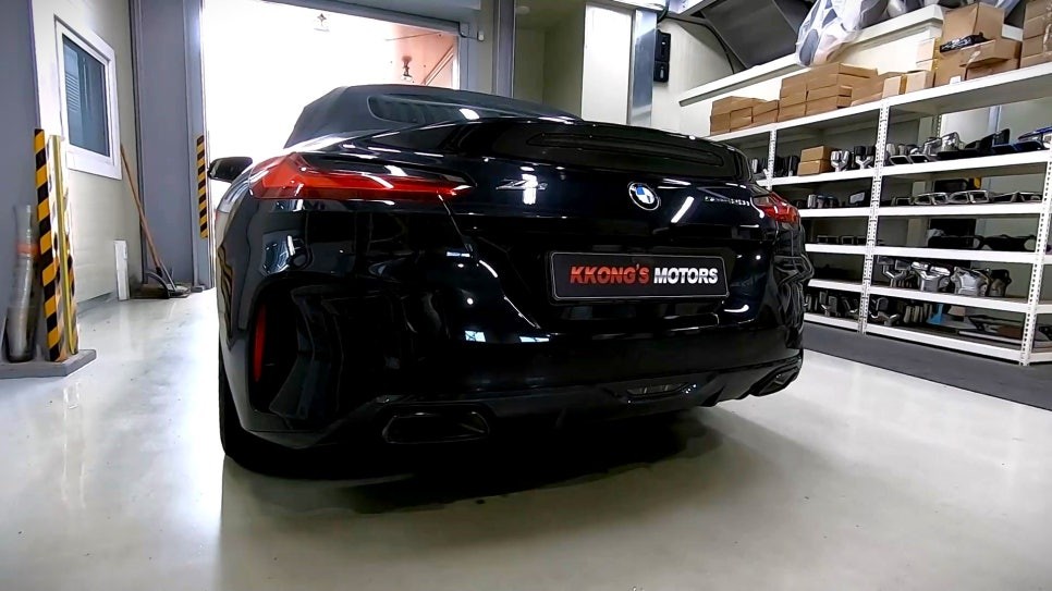 [BMW Z4] 커스텀배기 + M퍼포먼스 블랙 사각팁 / 인천 동구