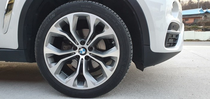 BMW X6 다이아몬드컷팅 휠수리 잘하는곳!