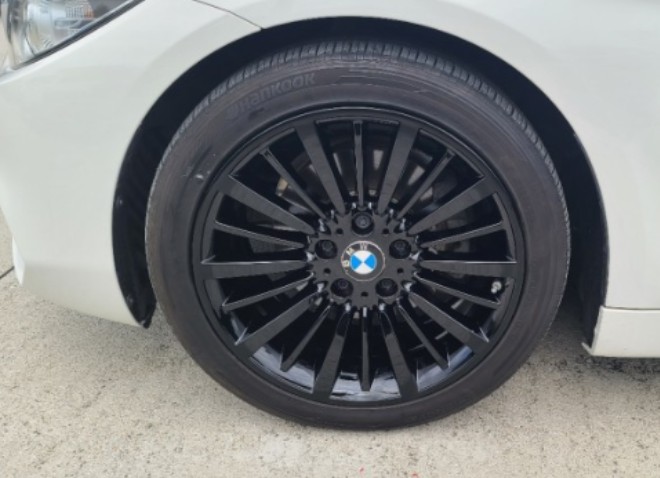 여주휠도색 BMW 420D 블랙유광 휠도색 작업 입니다! / 원주시 소초면