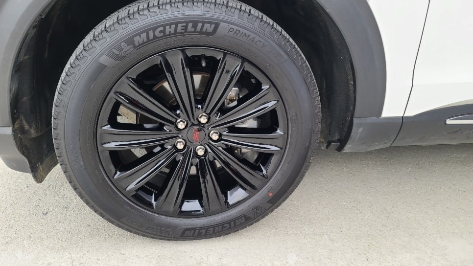 춘천휠도색 수입차휠도색 포드 익스플로러 그릴도색 블랙유광 휠도색! / 원주시 소초면