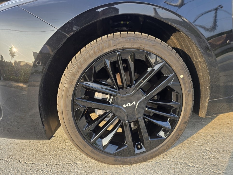 여주휠도색 더뉴 K8 블랙유광 휠도색 작업 전과 후 사진! / 원주시 소초면