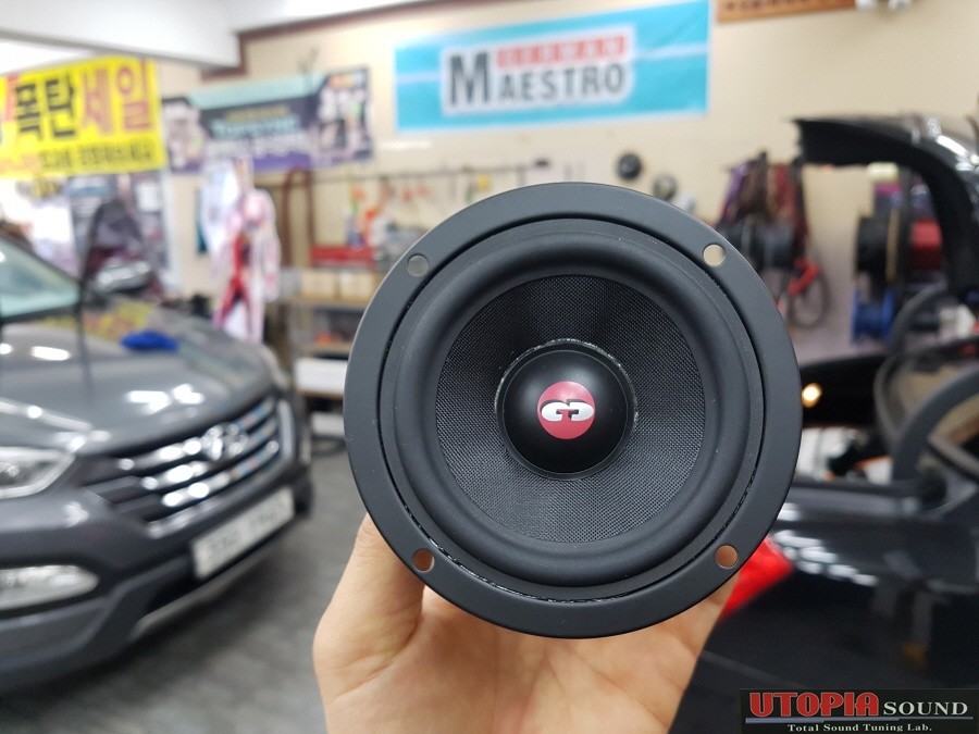 울산카오디오   싼타페 DM  CDT 센터 스피커 CS 03 DVC 장착으로 다시한번 음의 질감을 상승시키다