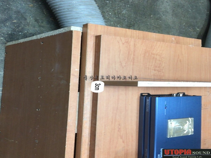 울산카오디오 /   YF 소나타 사운드스트림 모노엠프 추가 + 전원보강작업