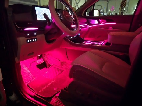 더뉴카니발 KA4 순정엠비언트 옵션이 있는 차량에 순정연동엠비언트 카뷰티 / 대구 달서