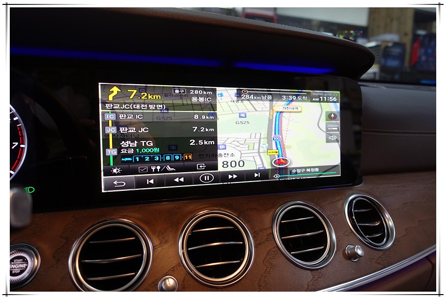 W213 벤츠 E 클래스 - HUD 연동, 안드로이드 내비 매립
