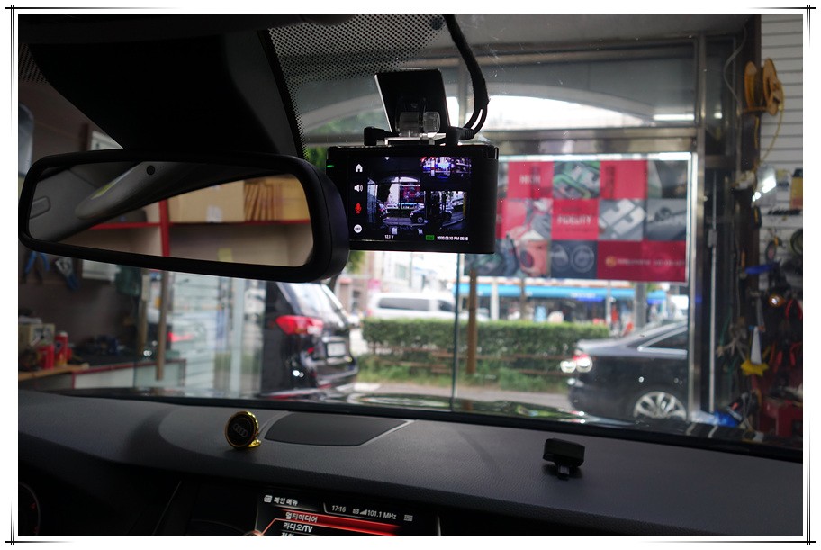 광주.전라 / f10 bmw 520D 블랙박스 장착 - 아이나비 Z3000 플러스 / 광주