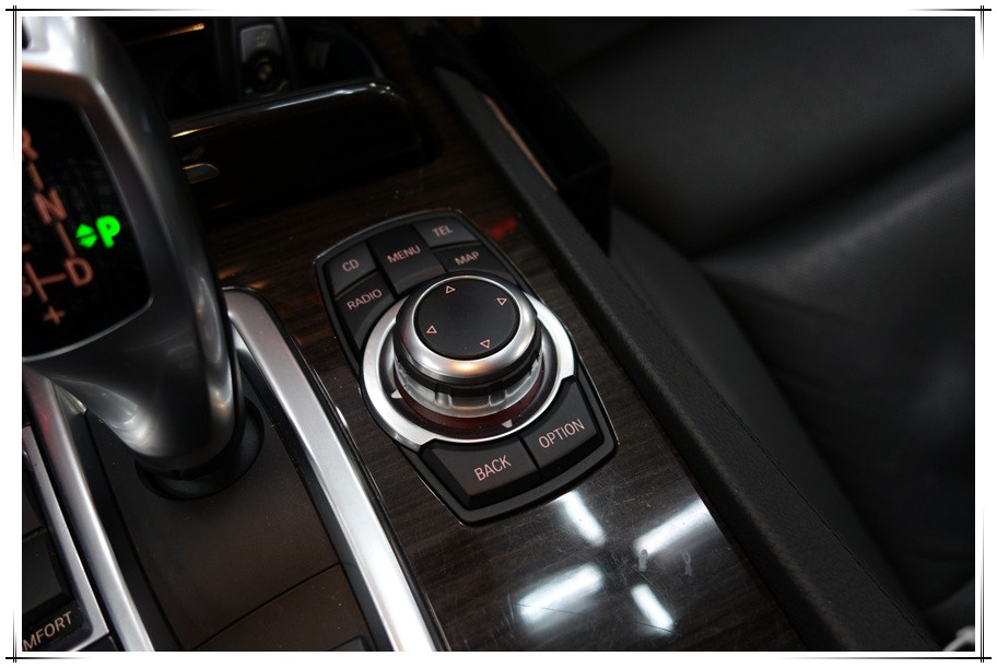 F01 BMW 7시리즈 - 전면 앰비언트 라이트와 워크인