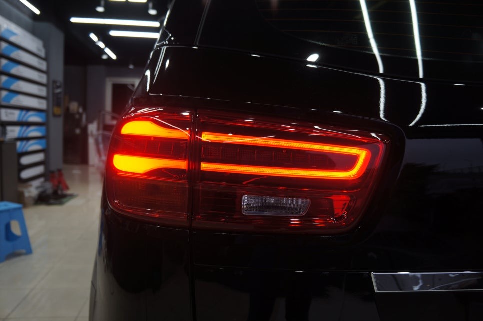 [제주] 올뉴카니발 더뉴카니발 테일램프 교체후 스퀀셜 무빙 턴시그널 시공~!! / 제주