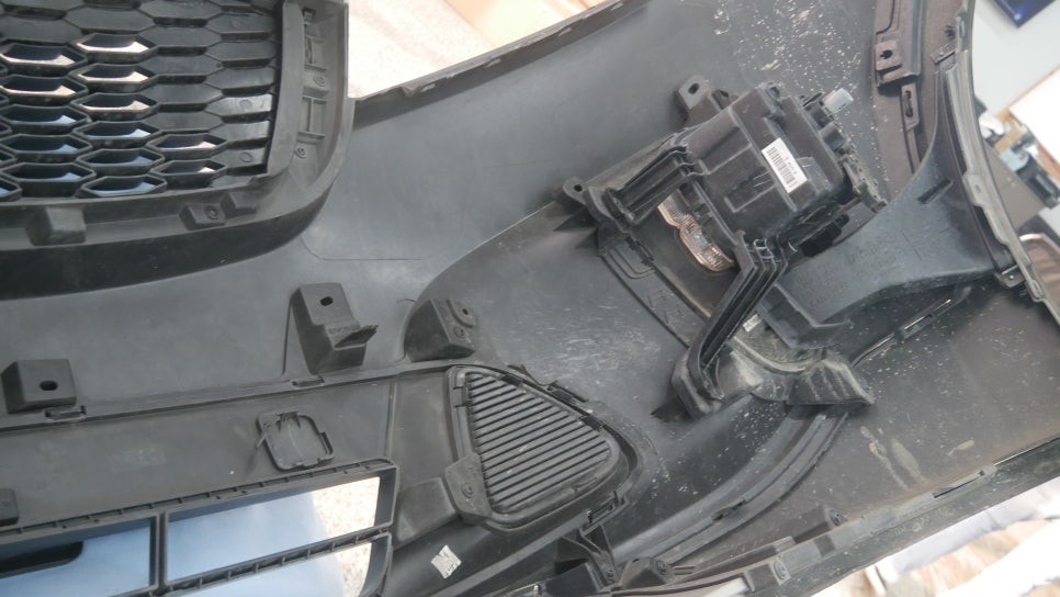 더뉴쏘렌토 전방센서가 없으시다면 순정부품으로 장착하세요~ / 제주