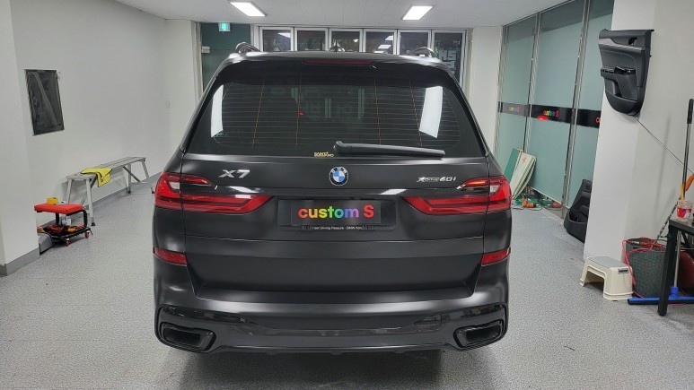 bmw x7 사틴 블랙 크롬죽이기 & 전체 랩핑 자동차 랩핑 가격은 어떻게 될까요? / 화성, 수원, 동탄