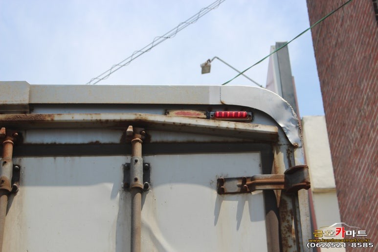 메가트럭 검사 불합격차량 전등 위치교환과 전구교환으로 검사통과 진행해드림 / 광주 북구, 서구, 남구, 동구