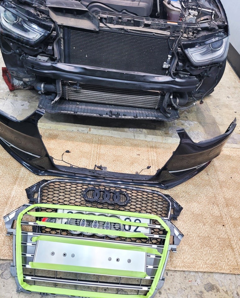 아우디 A4 B8.5 S4그릴교체 / 서울 중랑구