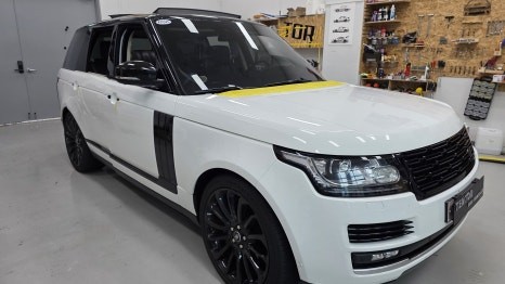 레인지로버 보그, 블랙PPF 듀오톤으로 앞도적인 존재감 완성