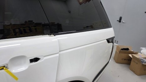 레인지로버 보그, 블랙PPF 듀오톤으로 앞도적인 존재감 완성