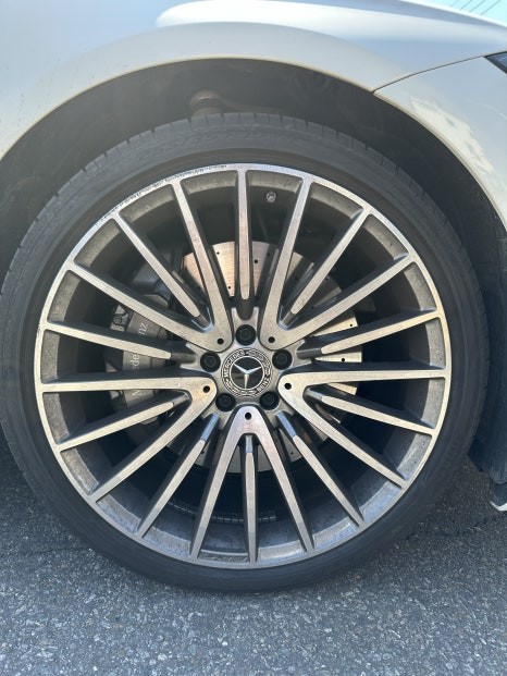광주.전라 / 벤츠 S클래스 W223 S500L 4MATIC 순정휠 21인치 다이아몬드컷팅휠 휠복원작업 광주 휠복원 휠수리 컷팅휠복원 벤츠휠잘하는곳 벤츠휠전문점 휠복원잘하는곳 / 광주 북구 유동 / 광주