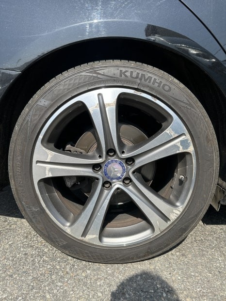 벤츠 E클래스 w213 E300 아방가르드 18인치 순정휠 다이아몬드컷팅휠 휠복원 광주 컷팅휠복원 휠수리 벤츠휠잘하는곳 휠전문점 휠복원잘하는곳 / 광주 북구 유동