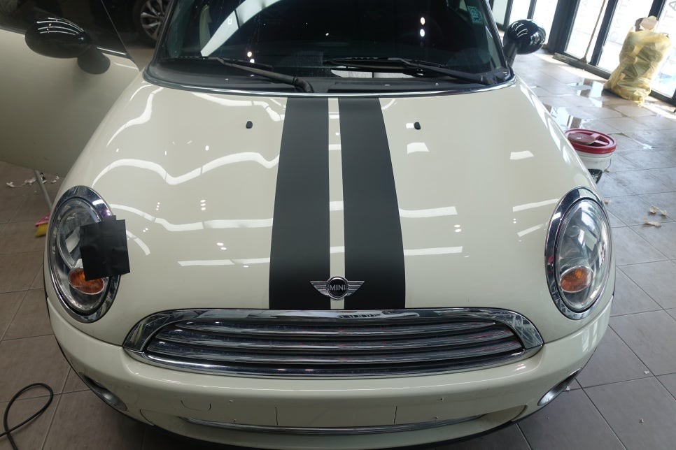 BMW 미니쿠퍼 데칼제거 재시공 바이퍼라인 광택 / 진주시 상대동