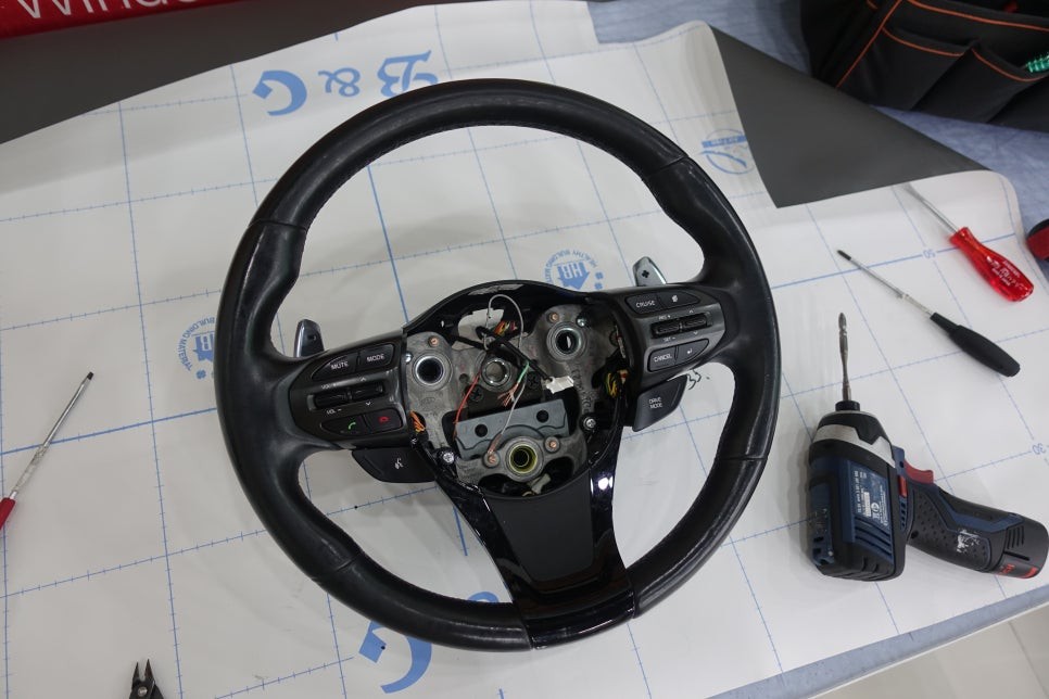 K5 솔라가드프리미엄 진주점에서 패들쉬프트 장착으로 스포츠주행을 편한하게 즐기다 (시공기) / 진주시 상대동