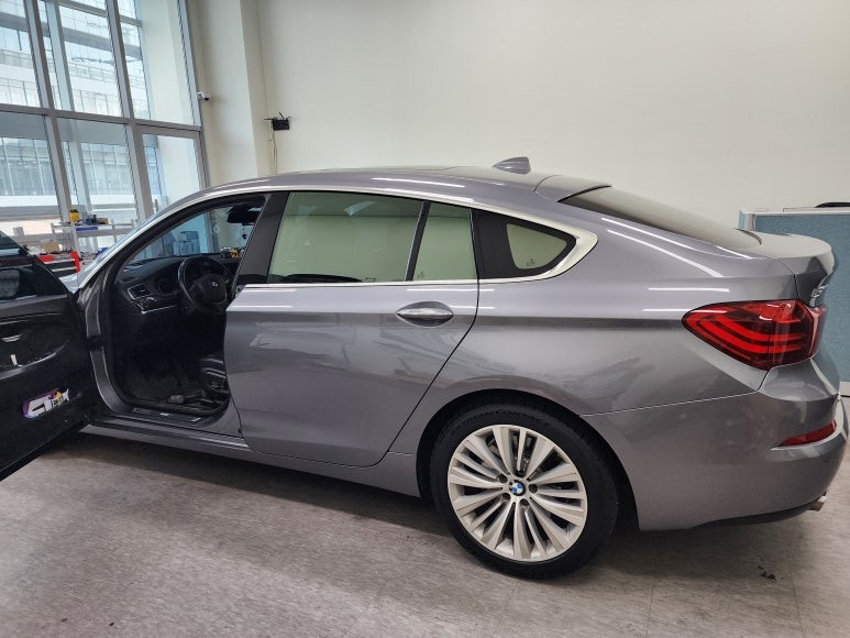 BMW 5GT(F07) 터치 카플레이 시공