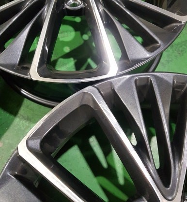 토요타 프리우스 휠복원 올블랙 휠도색 분채도장 / 시흥시 죽율동