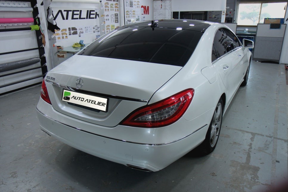 의정부랩핑의 명소 오토아틀리에,w218 cls350 전체랩핑 에이버리 화이트펄