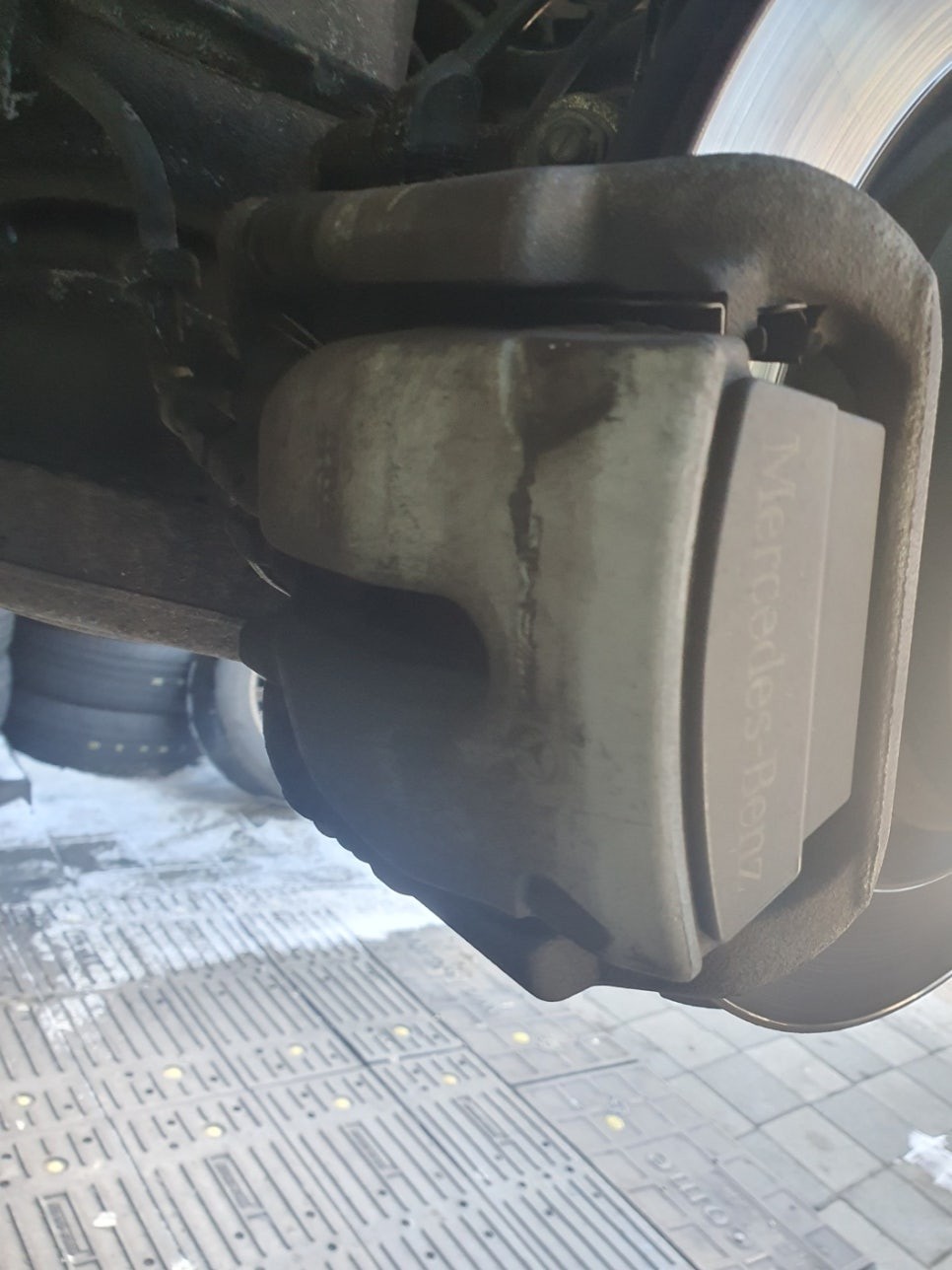 [남양주휠도색][캘리퍼도색]벤츠 GLE클래스 (W166) GLE350d 쿠페 21인치 순정휠 블랙유광 휠복원&휠도색 + 캘리퍼도색 레드도장