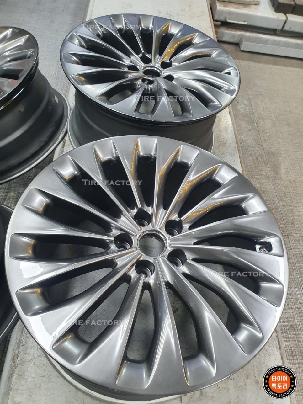 [남양주휠복원]현대 제네시스 EQ900 19인치 순정휠 고스트크롬 휠복원&휠도색 / 남양주시 별내동