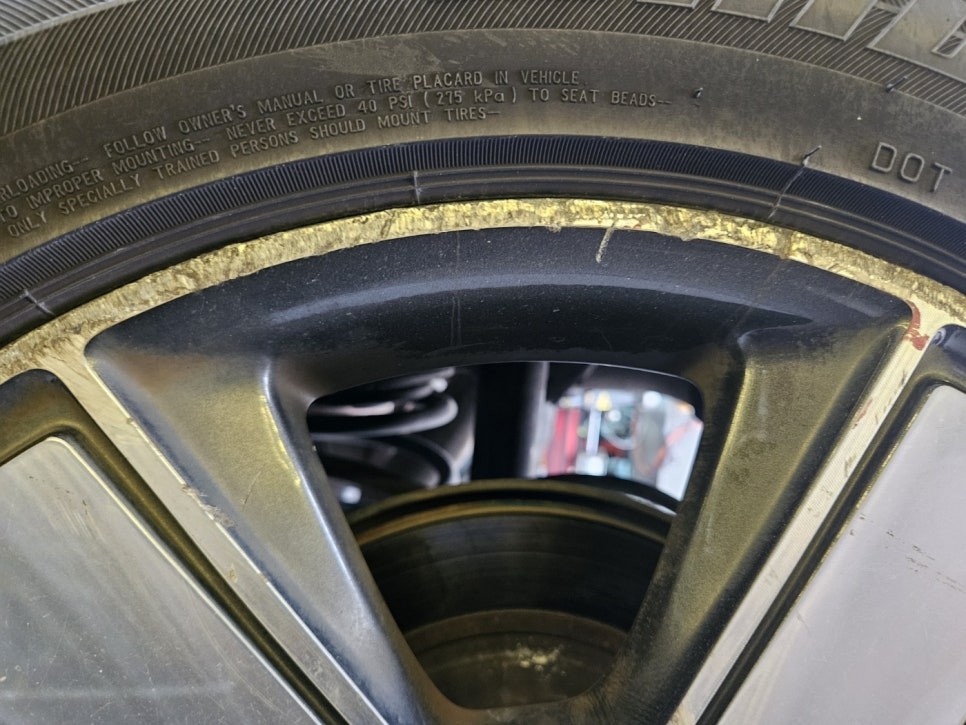 [남양주휠복원] 쉐보레 올란도 18인치 순정휠 커스텀블랙 다이아몬드컷팅 휠복원&휠도색 / 남양주시 별내동