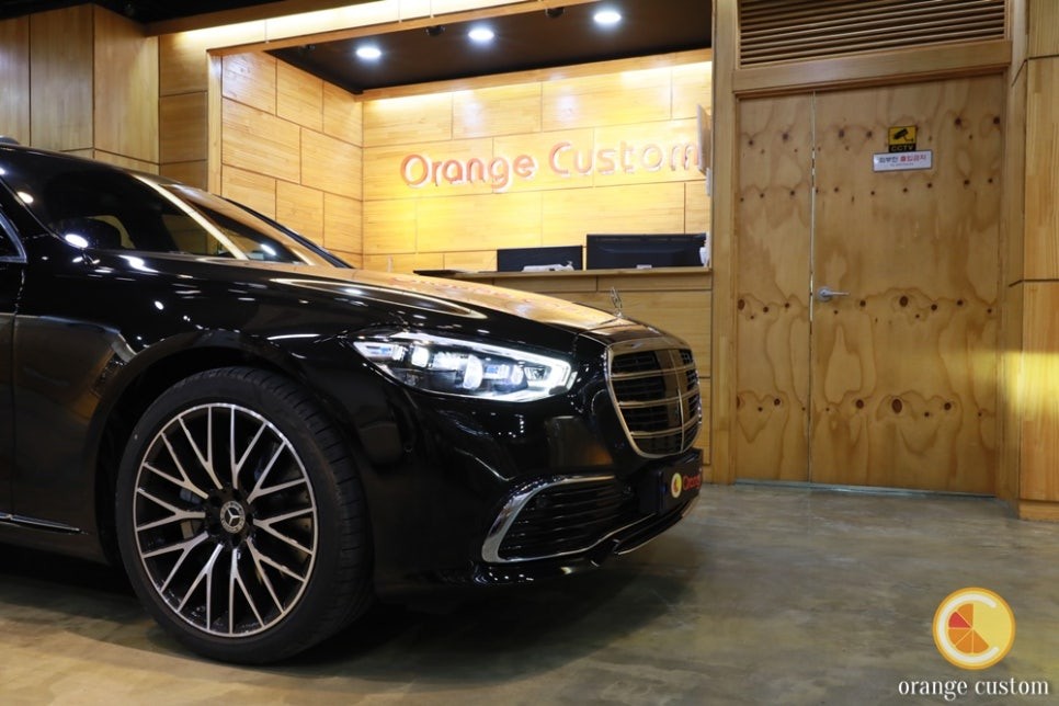 벤츠 S580, 4D 부메스터 커버 시공과 스피커 튜닝 함께 해야할까?