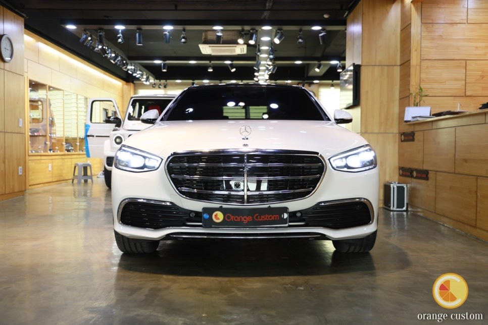 벤츠 S500 4d 부메스터와 본넷방음 시공기.