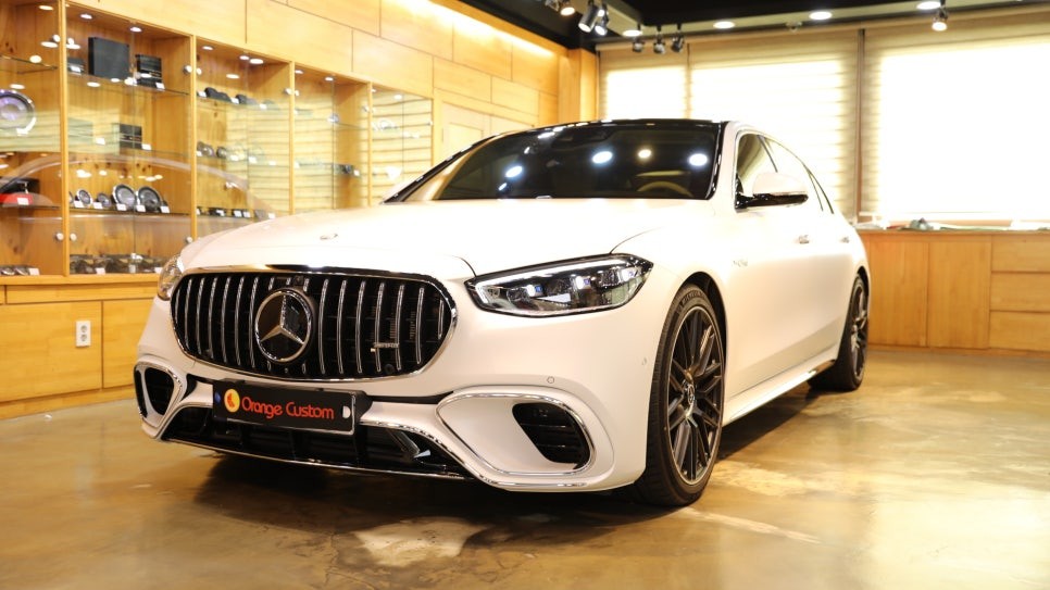 신형 벤츠 S63 AMG E-퍼포먼스 부메스터4D 정품 옵션 추가